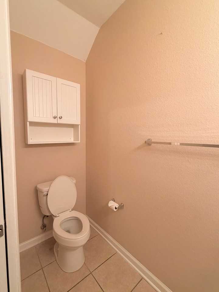1320 Hendrix Rd #207 - Photo 6 of 47
