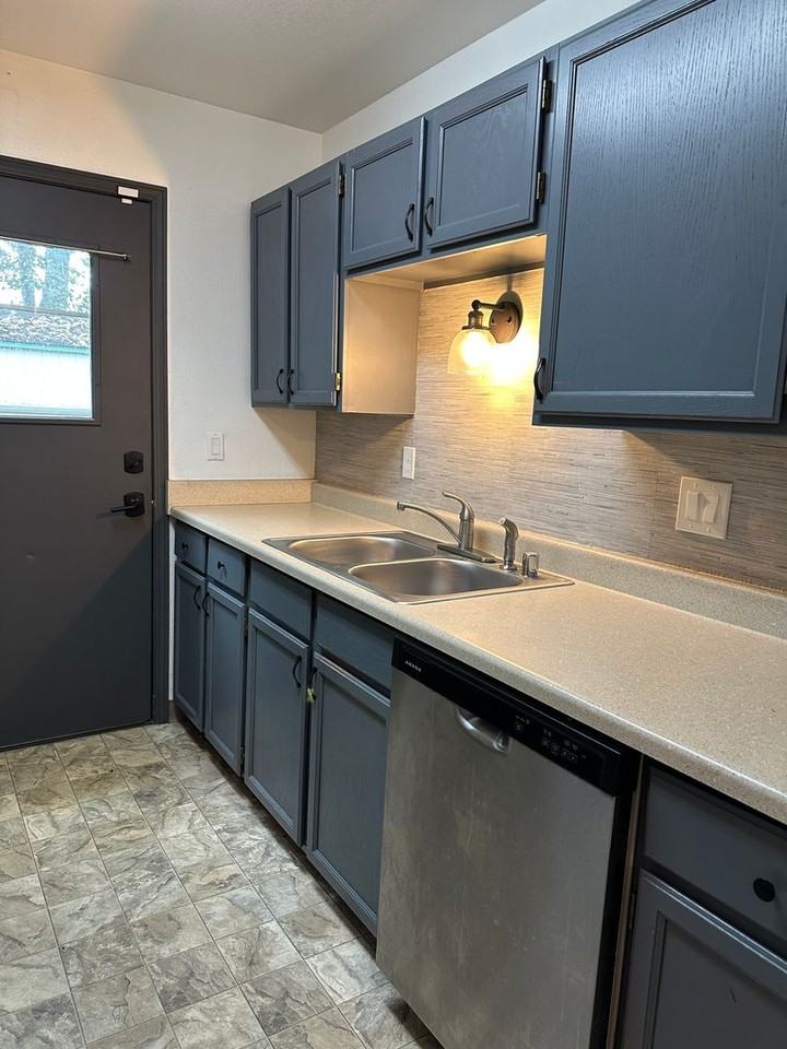 1100 Crow Berry Cir - Photo 2 of 16