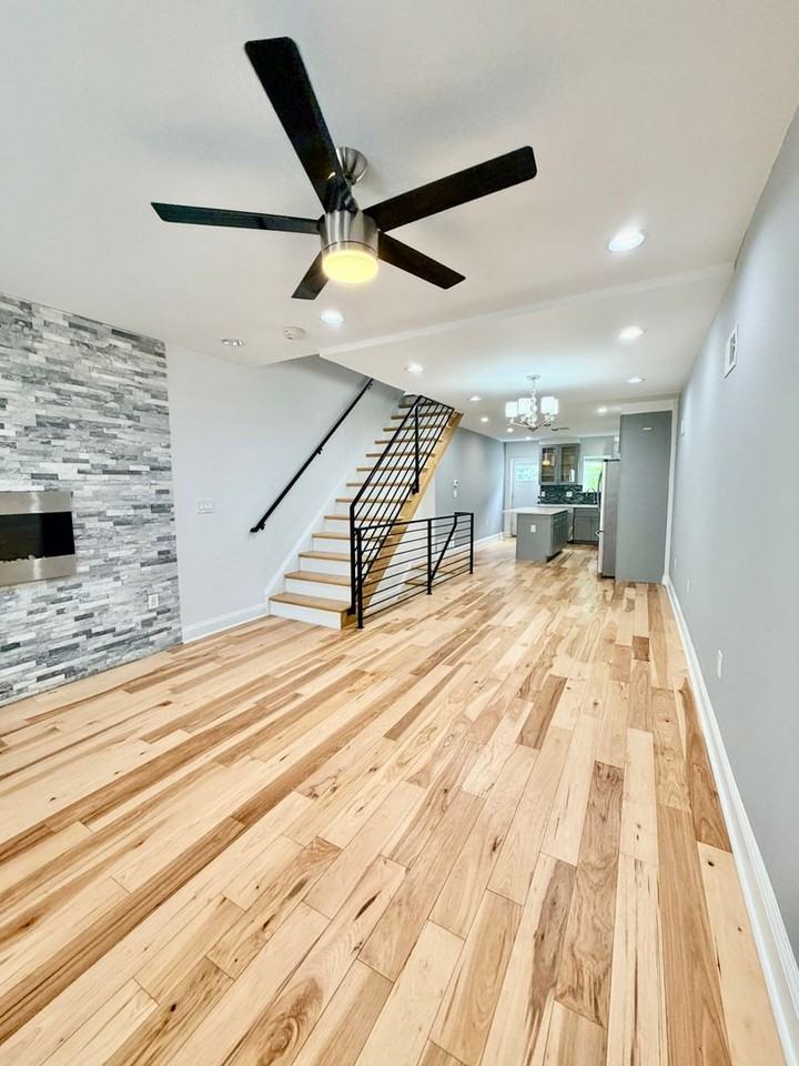 640 Emily St - Photo 2 of 34