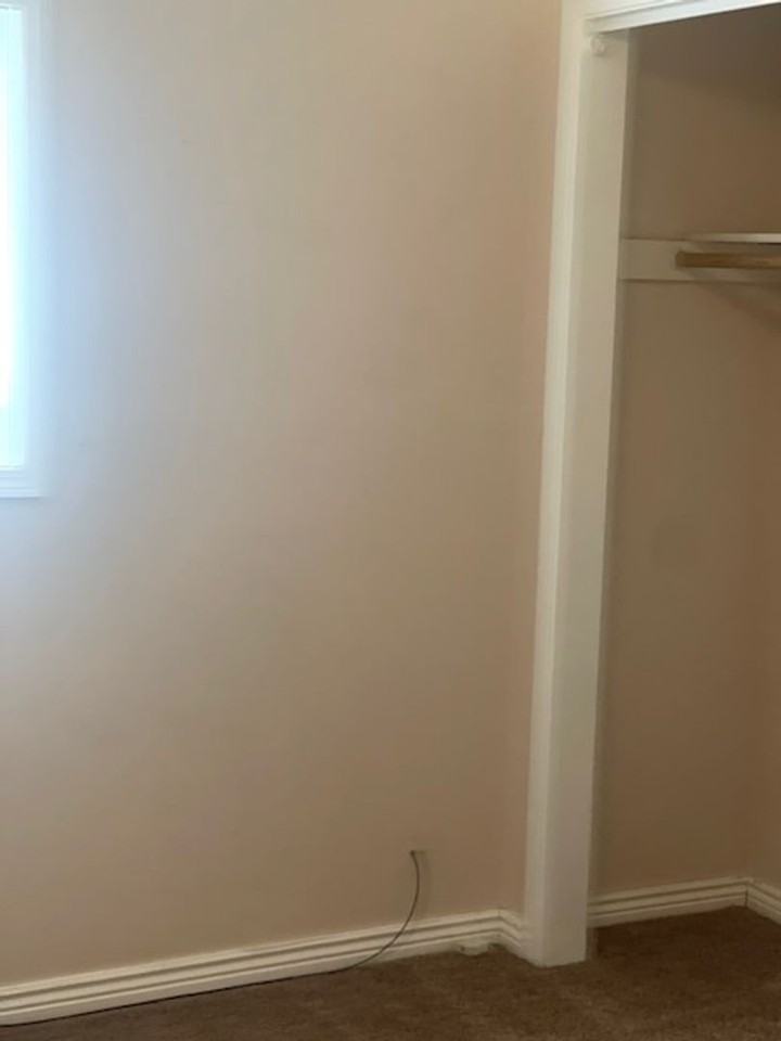 730 S 9th St #B - Photo 4 of 7