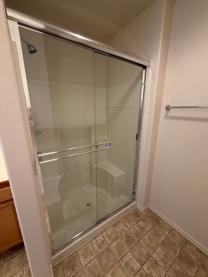 4802 Porlier Ln - Photo 3 of 15
