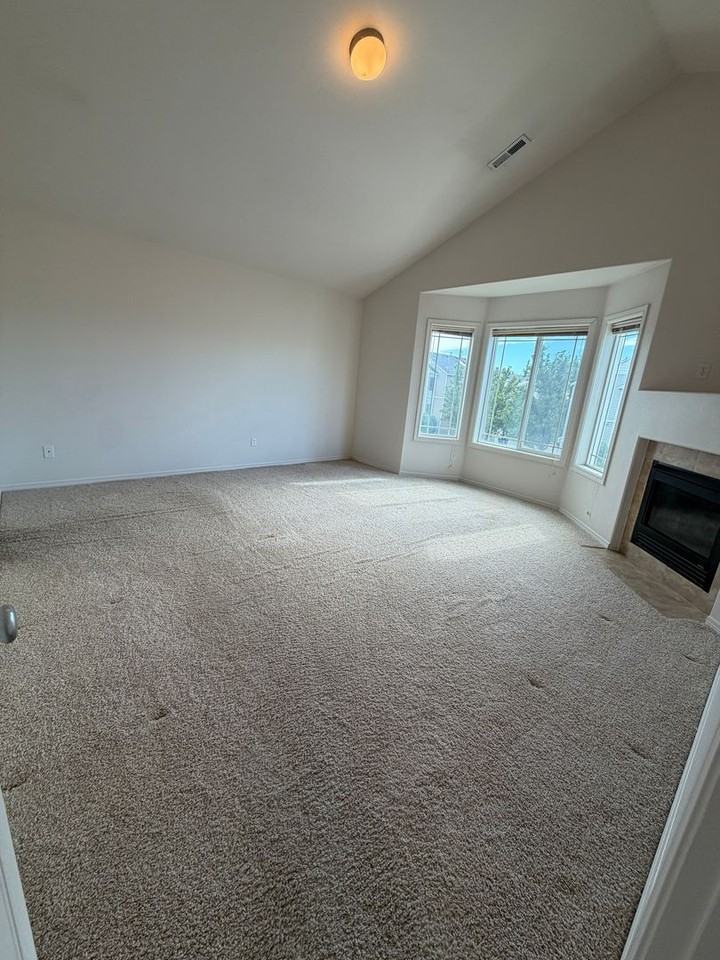 4802 Porlier Ln - Photo 6 of 15