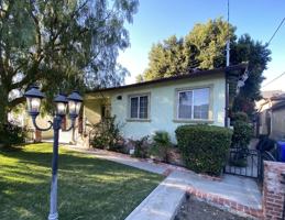 featured image of 2551 Evelyn St