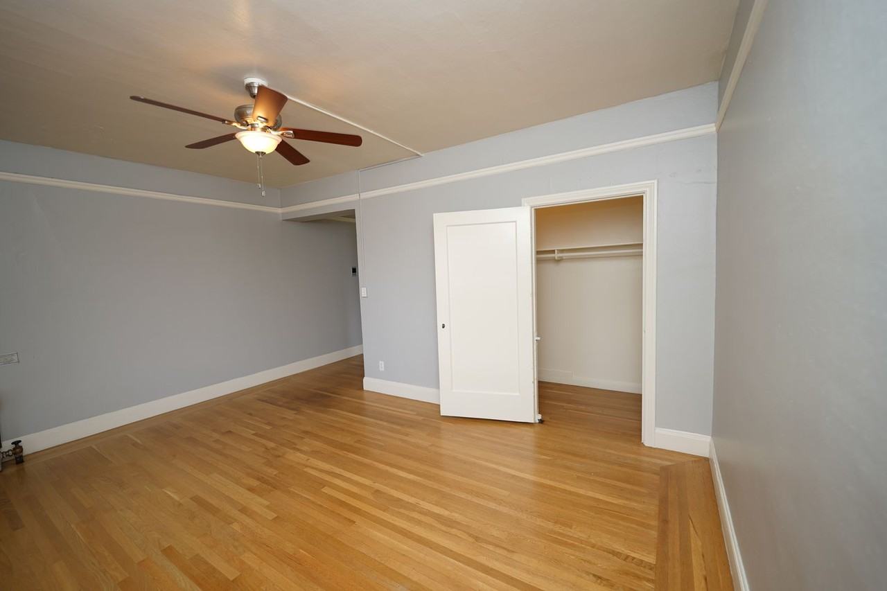Fortview Apartment - Photo 3 of 19