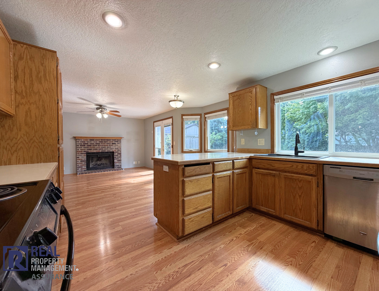 9085 Sw Trigger Ct - Photo 4 of 20