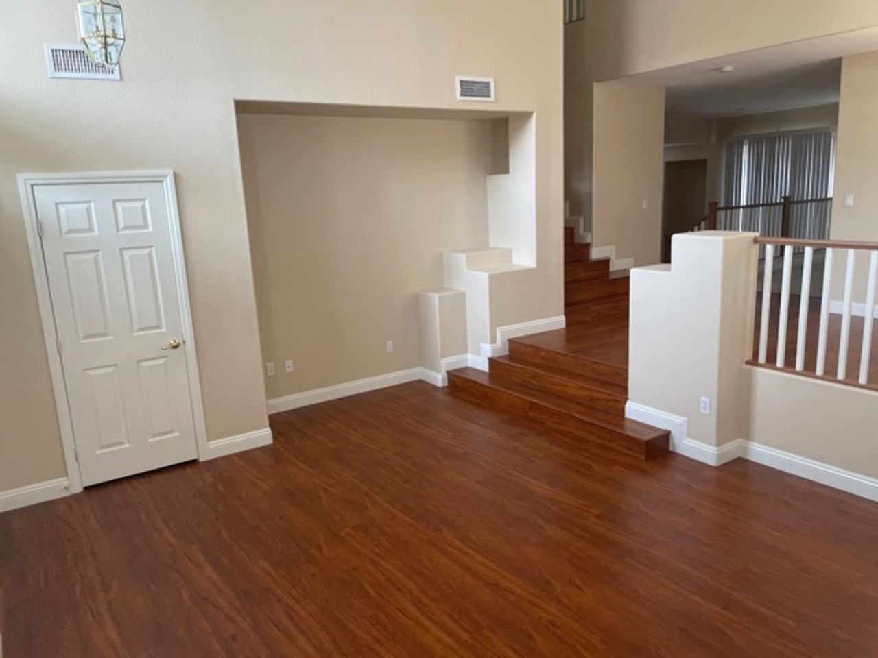 321 Waterton Lakes Ave - Photo 3 of 28