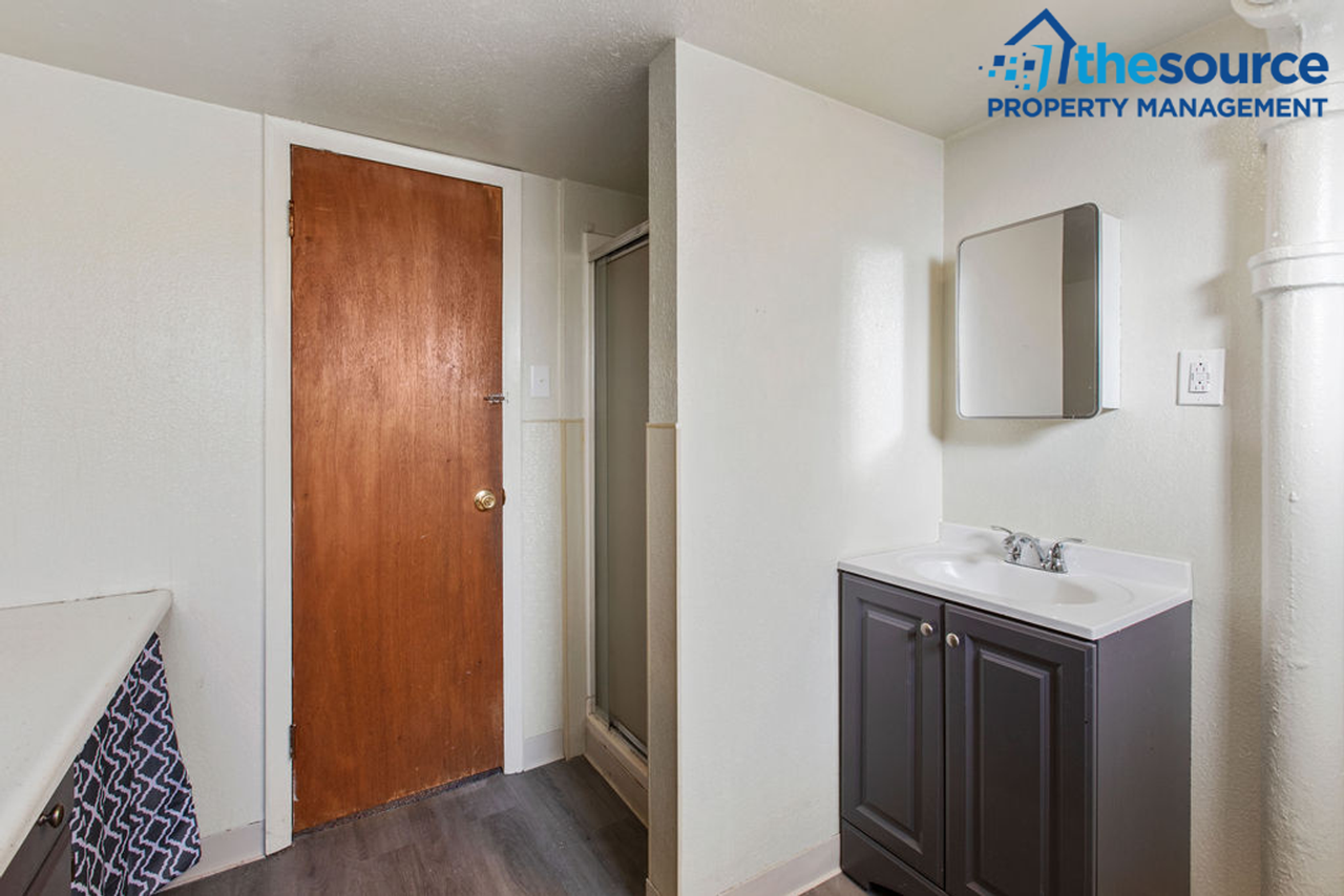 1020 16th St - Photo 7 of 17