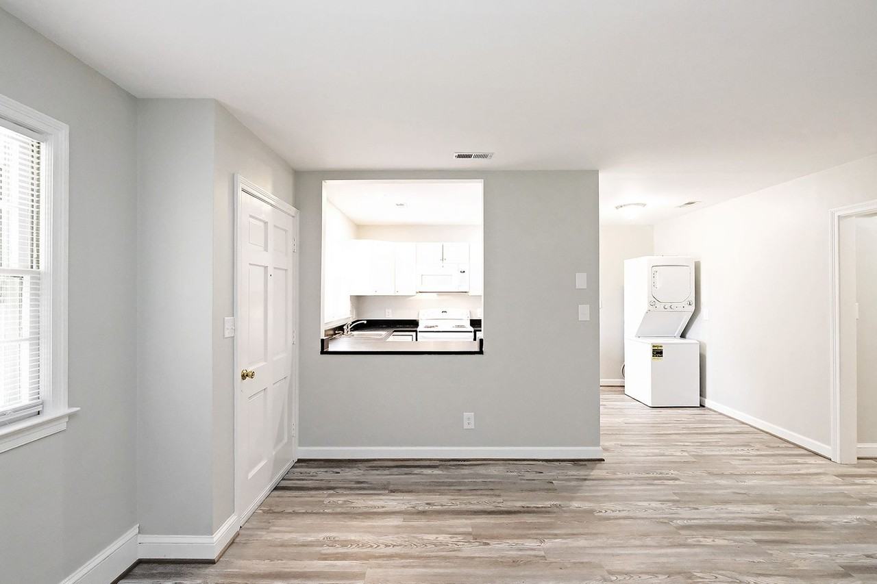 1157 Pen Park Rd - Photo 3 of 11