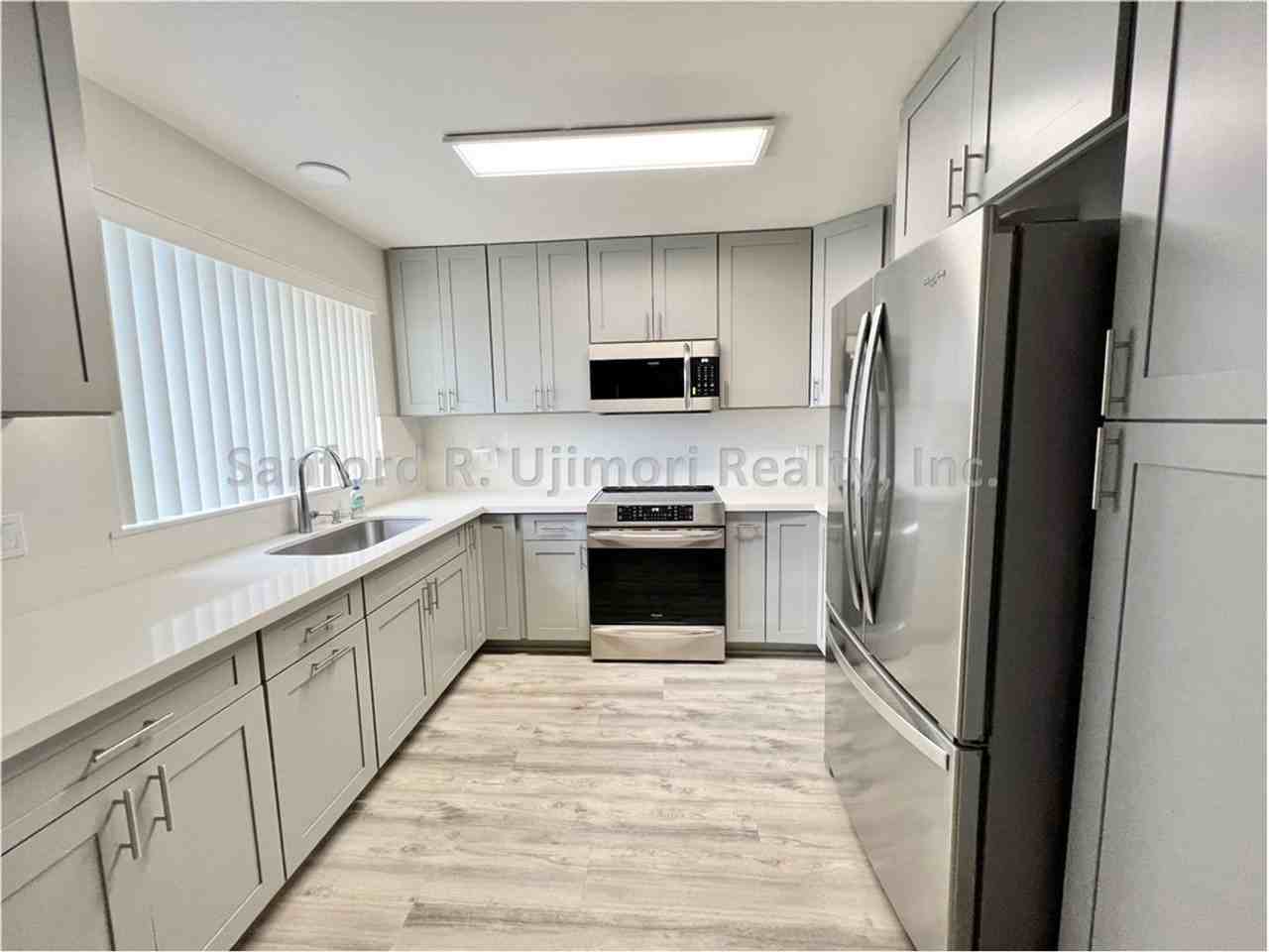 94-1029 Halekapio St - Photo 3 of 17