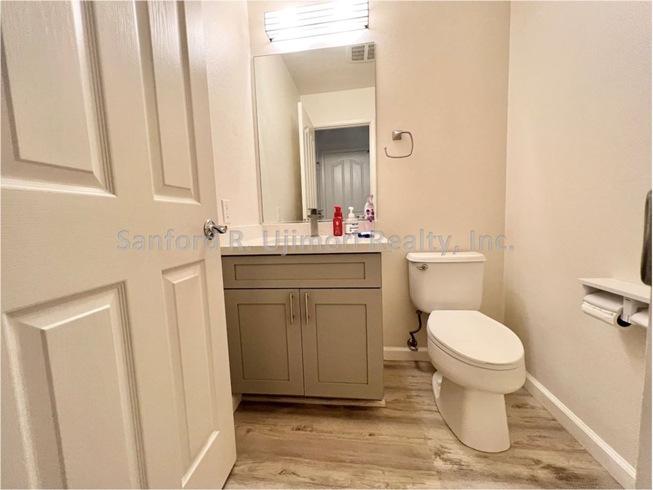 94-1029 Halekapio St - Photo 4 of 17