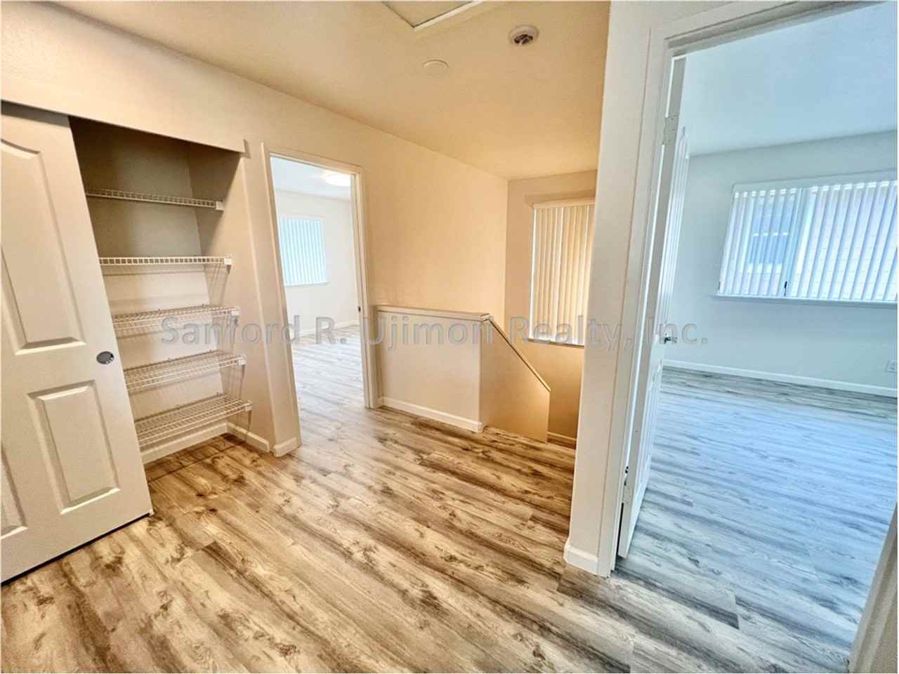 94-1029 Halekapio St - Photo 5 of 17
