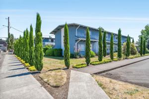 featured image of 460 N Broadway St #472