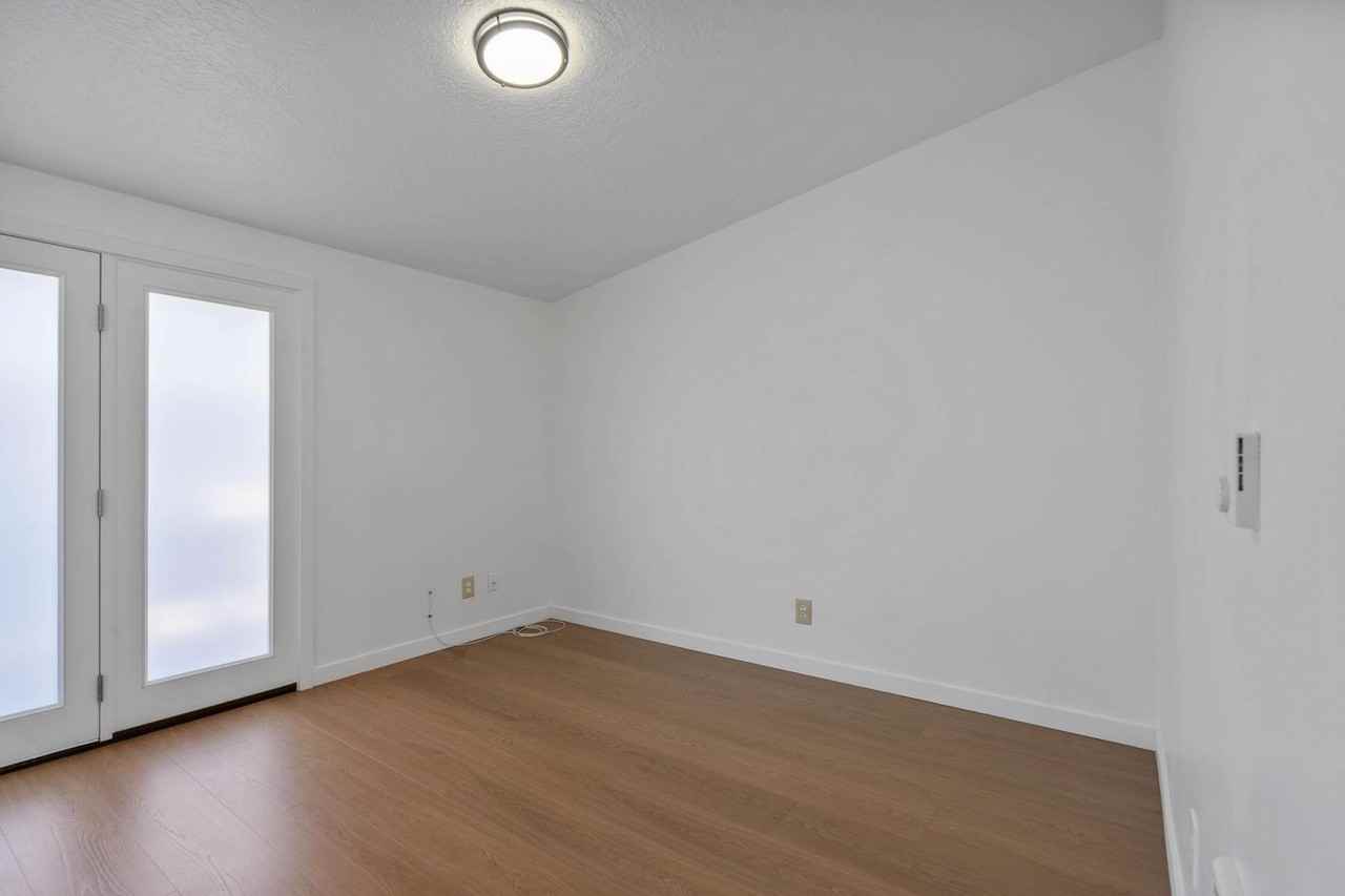 460 N Broadway St #472 - Photo 7 of 27