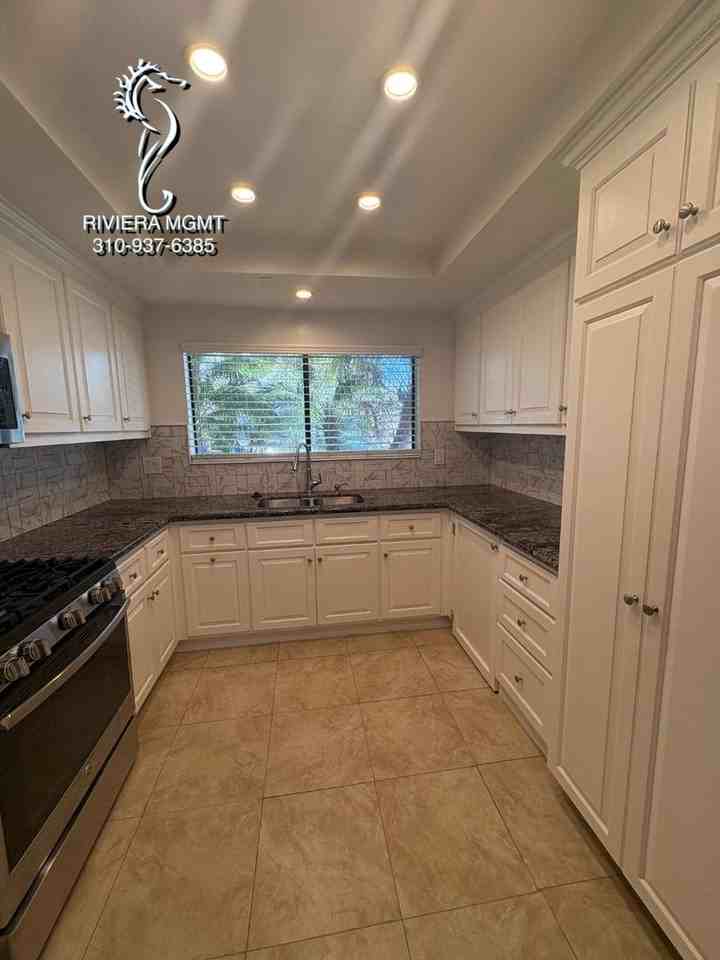 2300 Carnegie Ln #1 - Photo 3 of 32