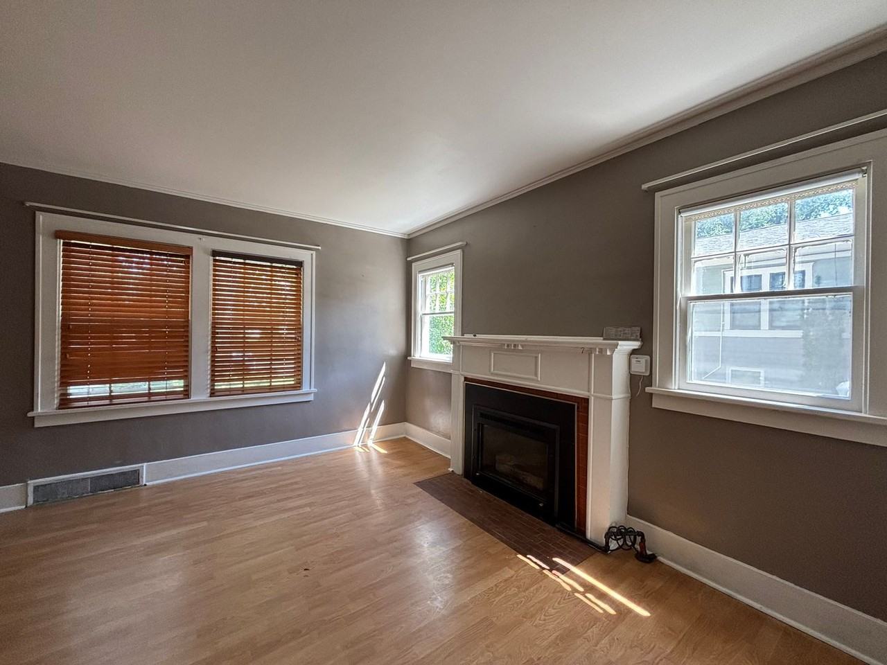 603 S 7th Ave - Photo 3 of 11