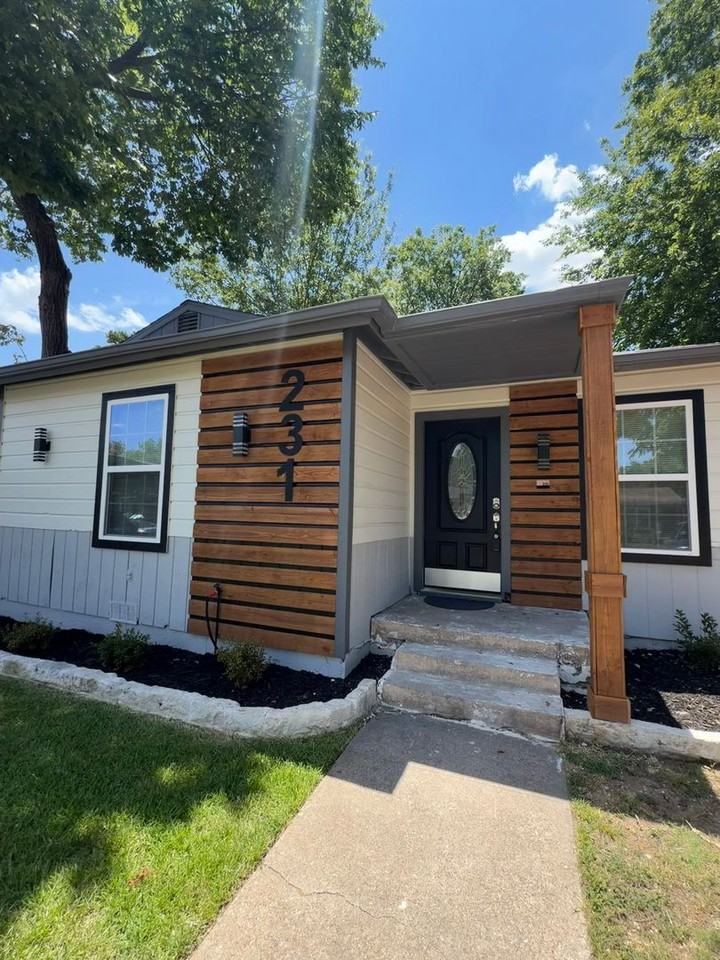 231 Elm St - Photo 4 of 20