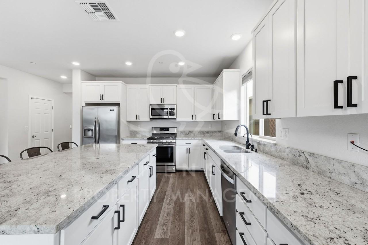 5676 Seedling Way - Photo 7 of 26