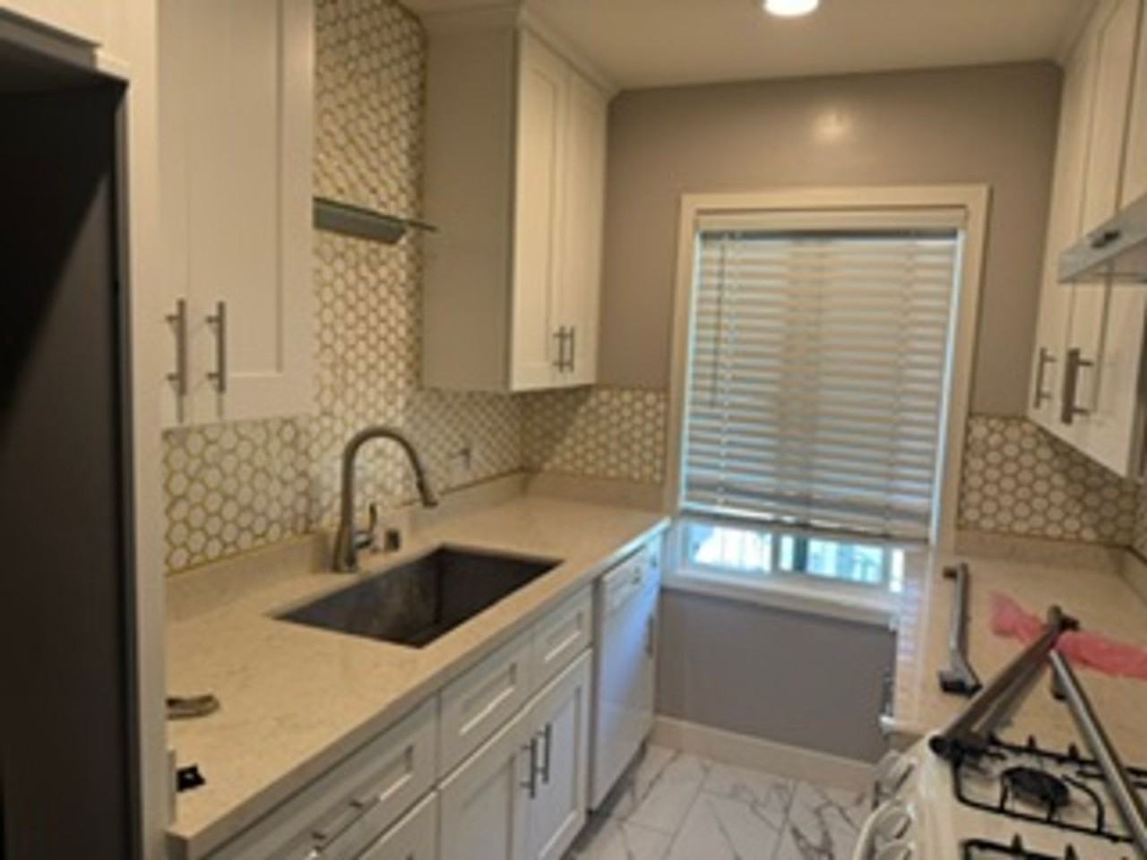 1739 E Appleton St #10 - Photo 6 of 10