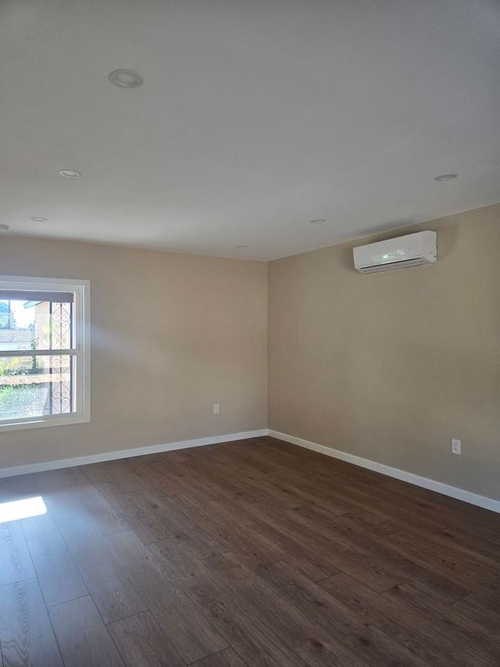 6030 Colonial Dr - Photo 5 of 36