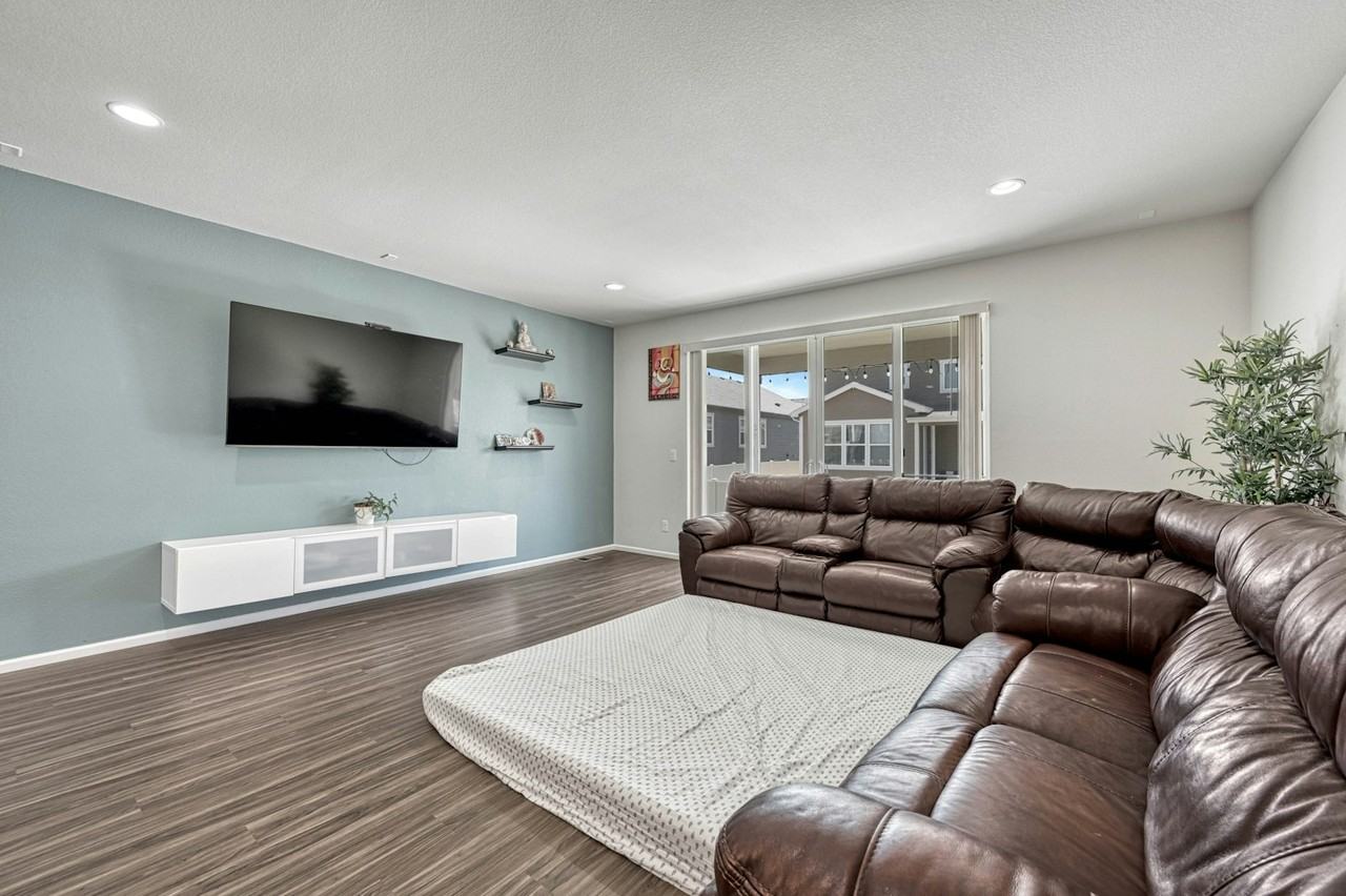17770 East Anthem Drive - Photo 4 of 35