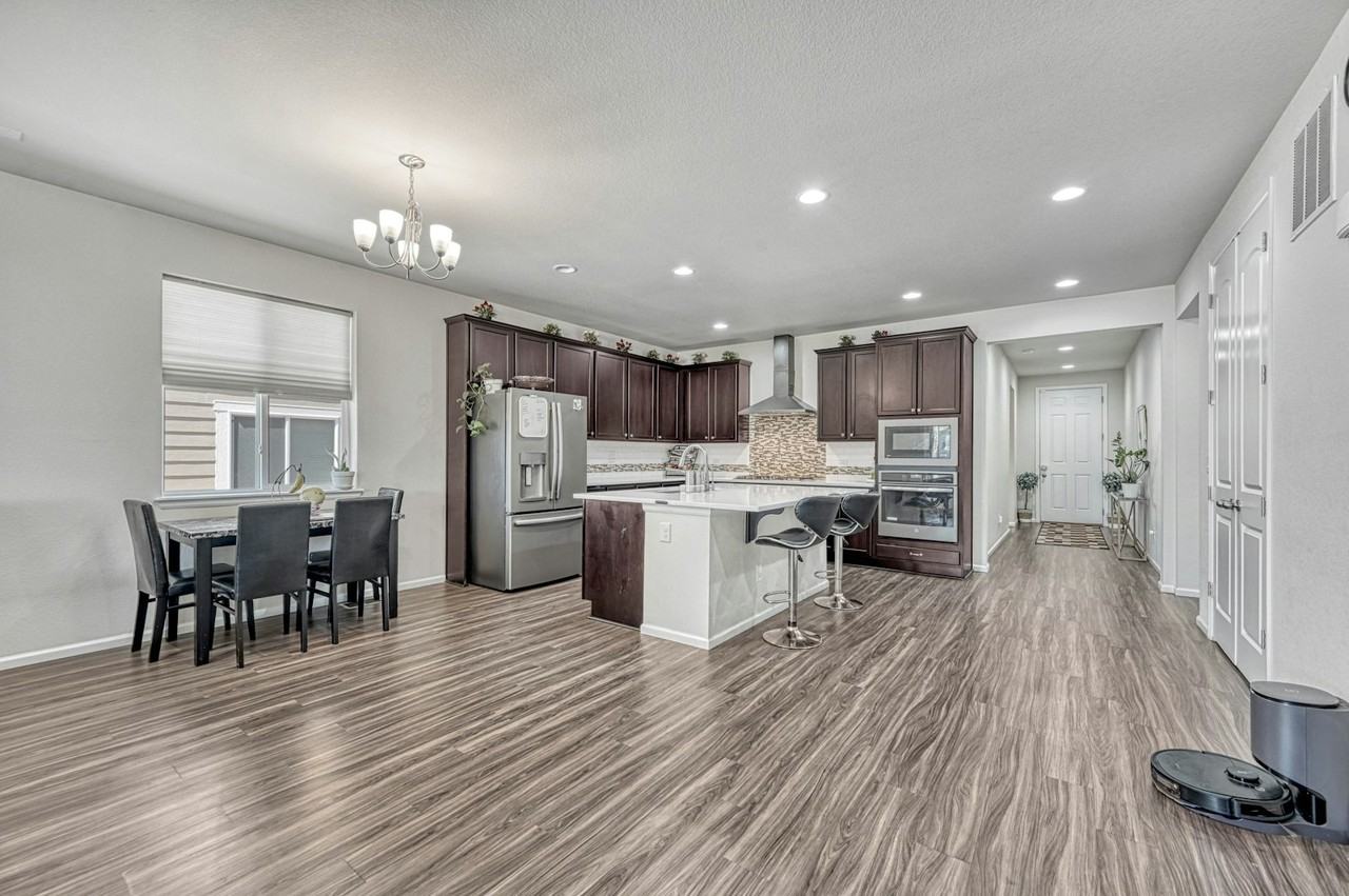 17770 East Anthem Drive - Photo 7 of 35