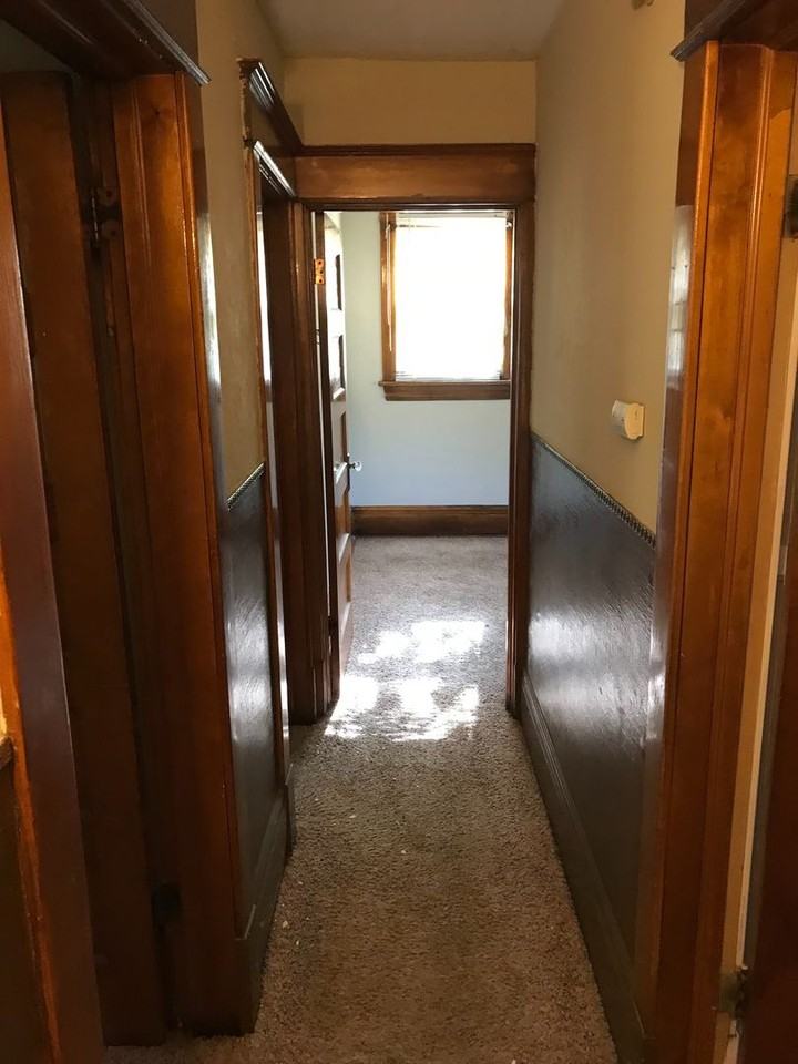 123 Wayzata St - Photo 3 of 7