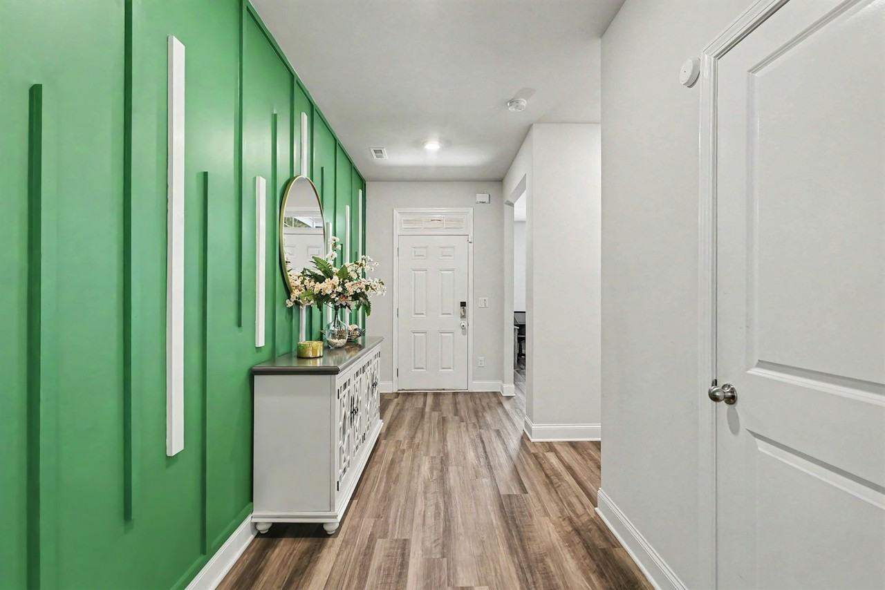 170 Glen Abbey Circle - Photo 4 of 35