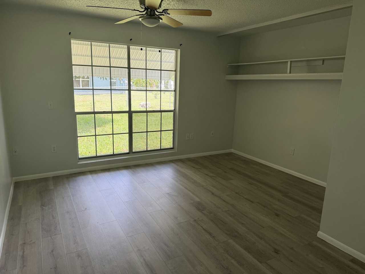 693 John Hancock Ln - Photo 6 of 10