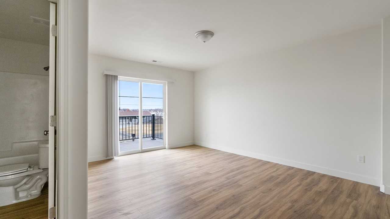 2617 West Marina Drive, Unit 1 - Photo 5 of 15
