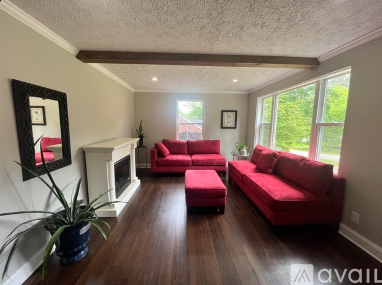 1518 Columbia Cir #NA - Photo 2 of 16