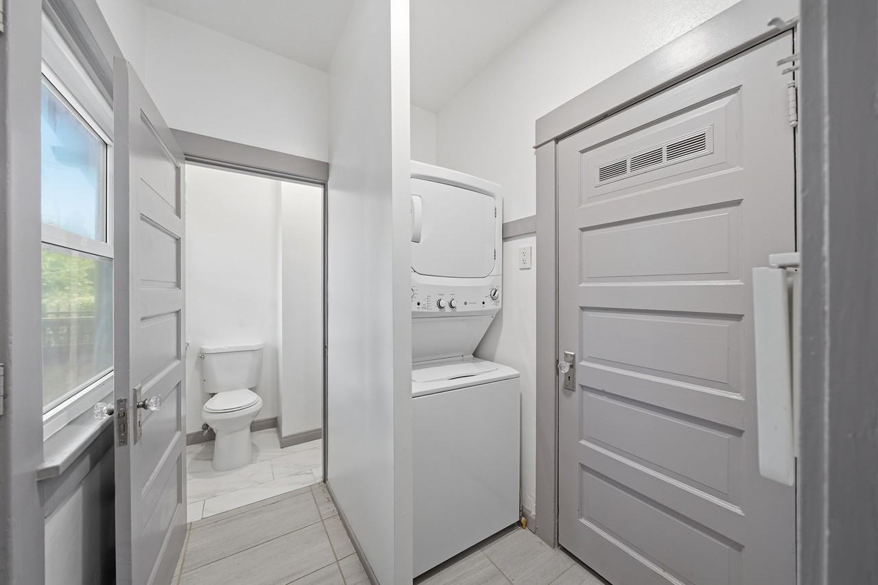 613 N Lucerne Blvd #NA - Photo 6 of 23