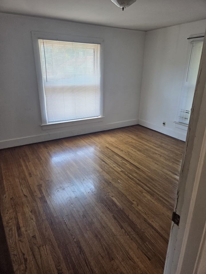 532 Eisenhower Ave - Photo 5 of 6