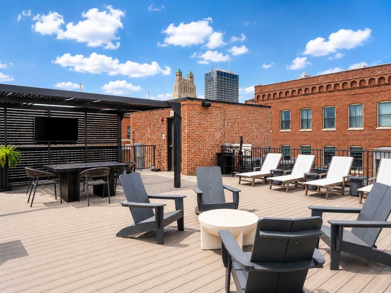OGGI Lofts - Photo 6 of 36