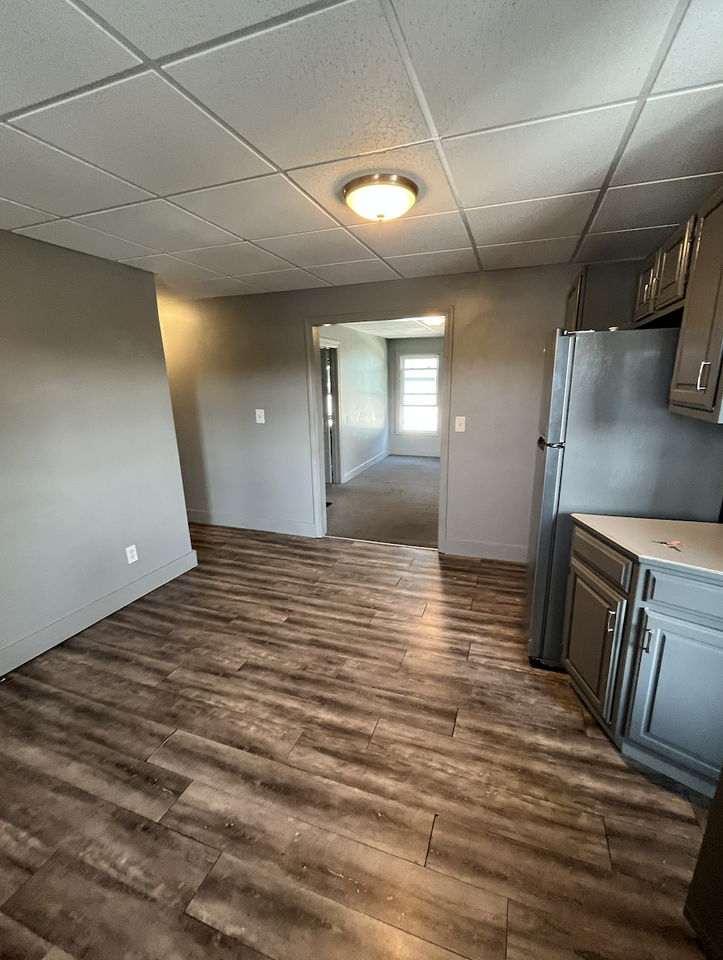 23 Main Street, Unit 6 - Photo 3 of 6