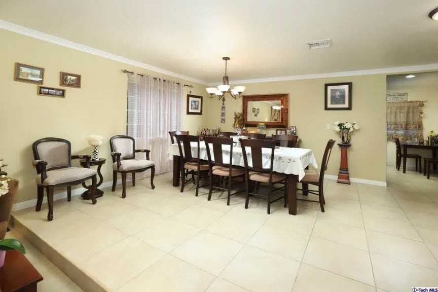 412 Roads End St #NA - Photo 2 of 17