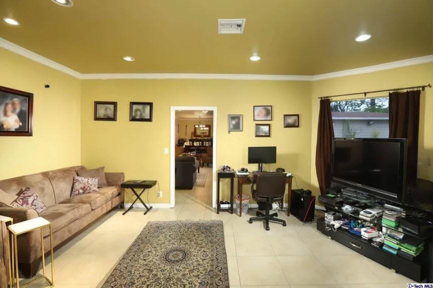 412 Roads End St #NA - Photo 7 of 17