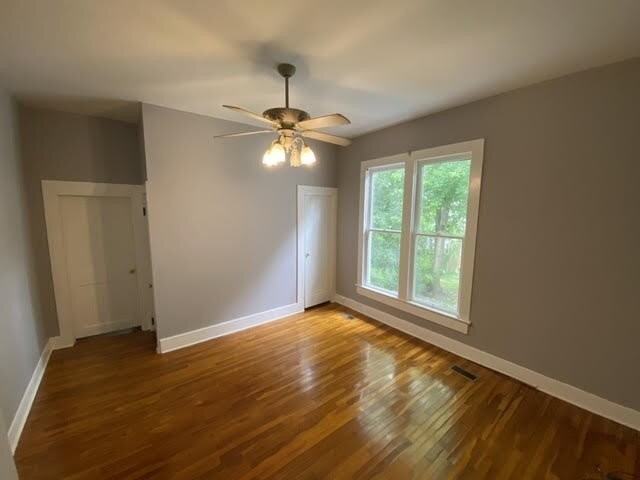 529 W Oak Ave - Photo 6 of 18
