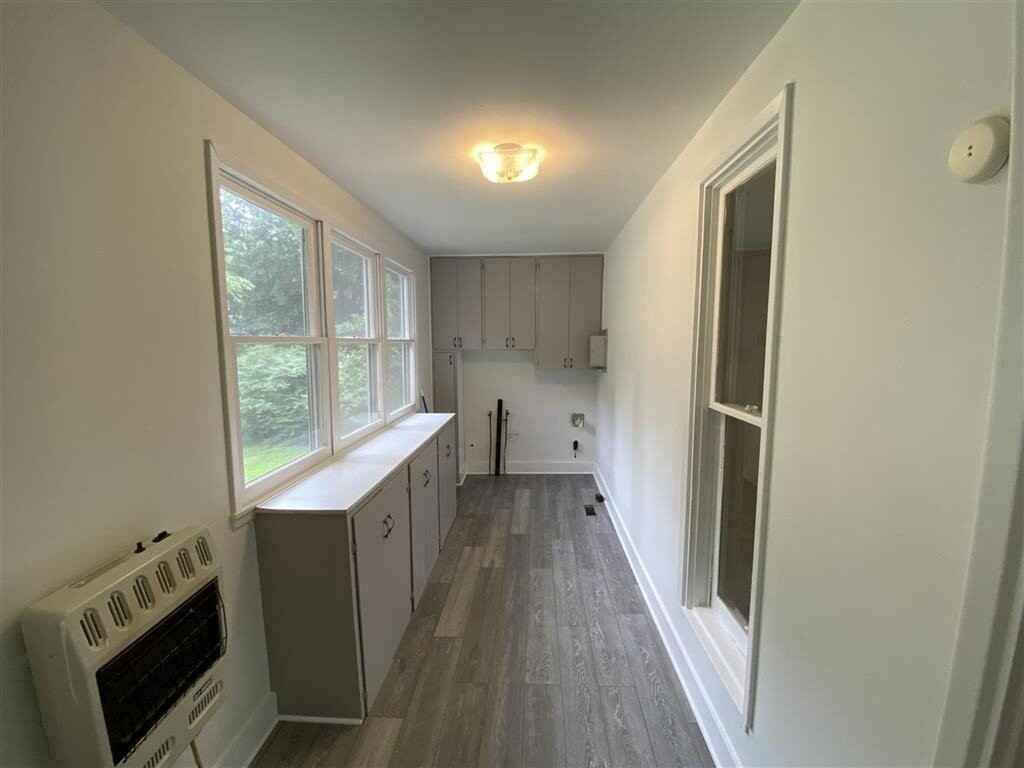 529 W Oak Ave - Photo 7 of 18