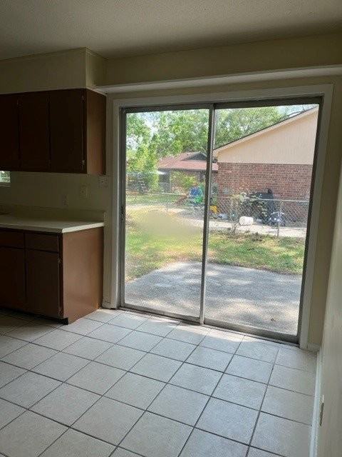 222 Pointe South Dr - Photo 5 of 11