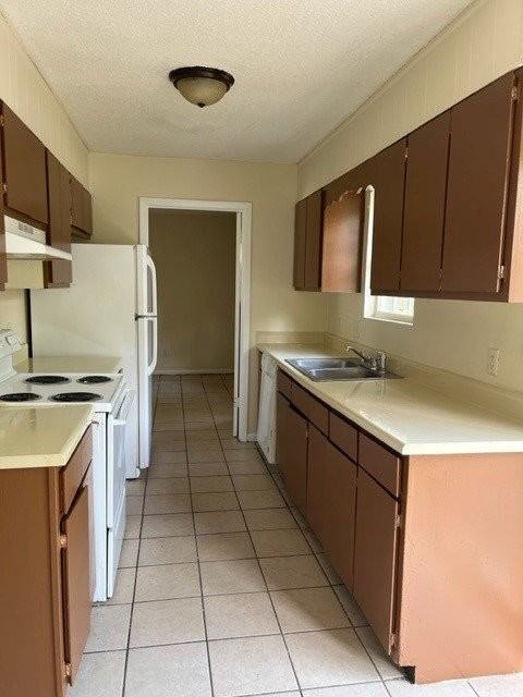 222 Pointe South Dr - Photo 6 of 11