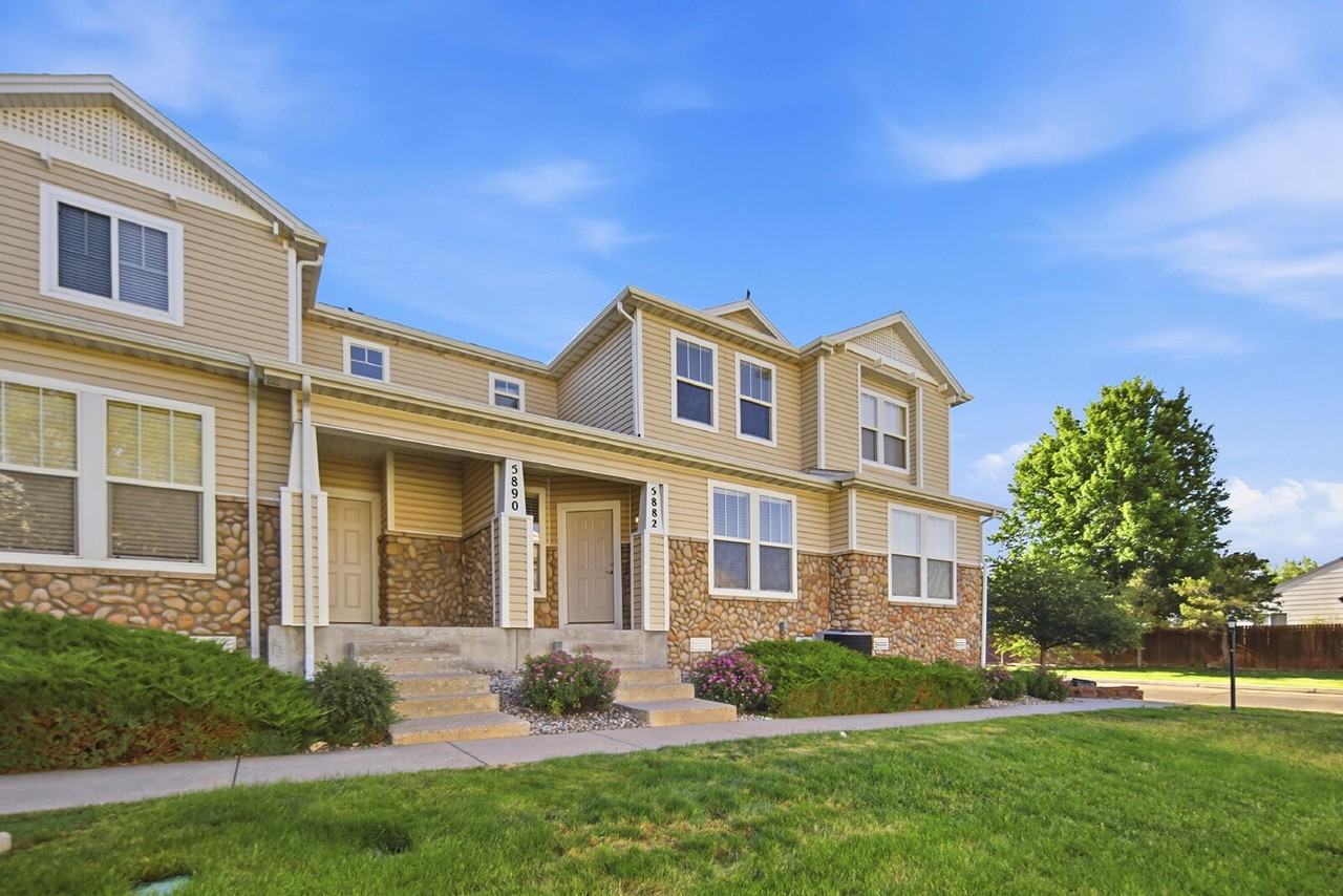 5882 Ensemble Hts - Photo 2 of 33