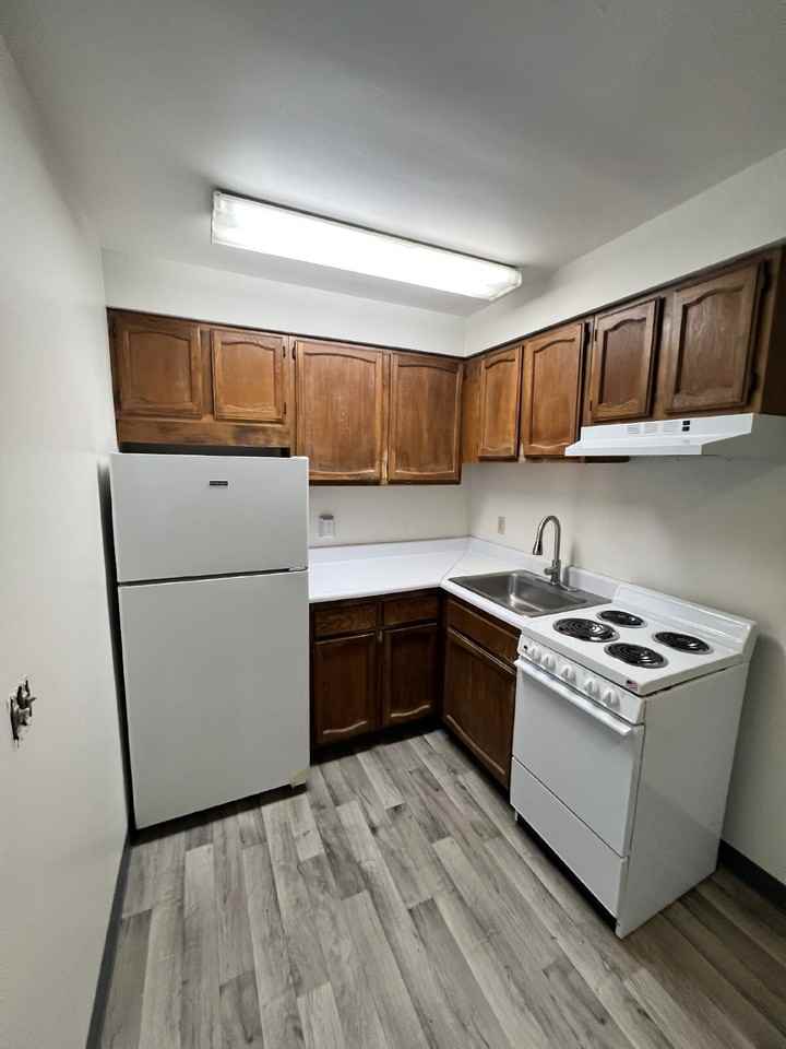 77 W 16th Ave - Photo 2 of 5