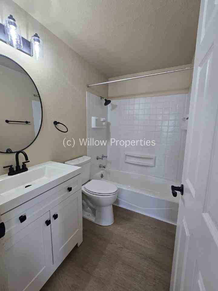 12020 Edgewood Ave Sw - Photo 6 of 8