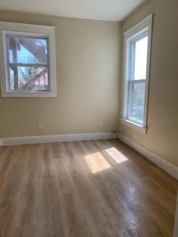 57 1/2 Saratoga Ave #2N - Photo 7 of 12