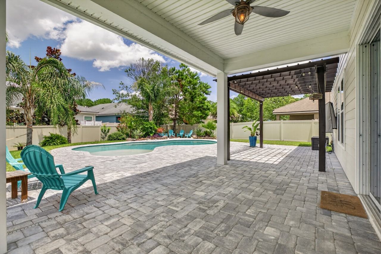 14045 Hazelwood Ct #NA - Photo 6 of 19
