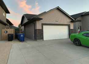 762 B - 762 Hargreaves Cres - Photo 1 of 1