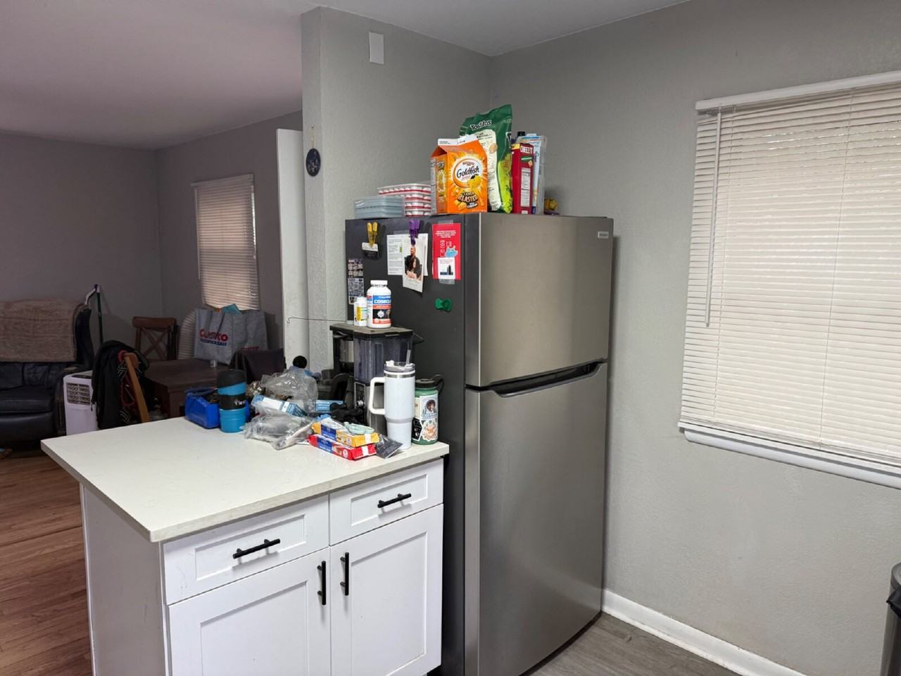 2910 S Delaware St - Photo 5 of 24