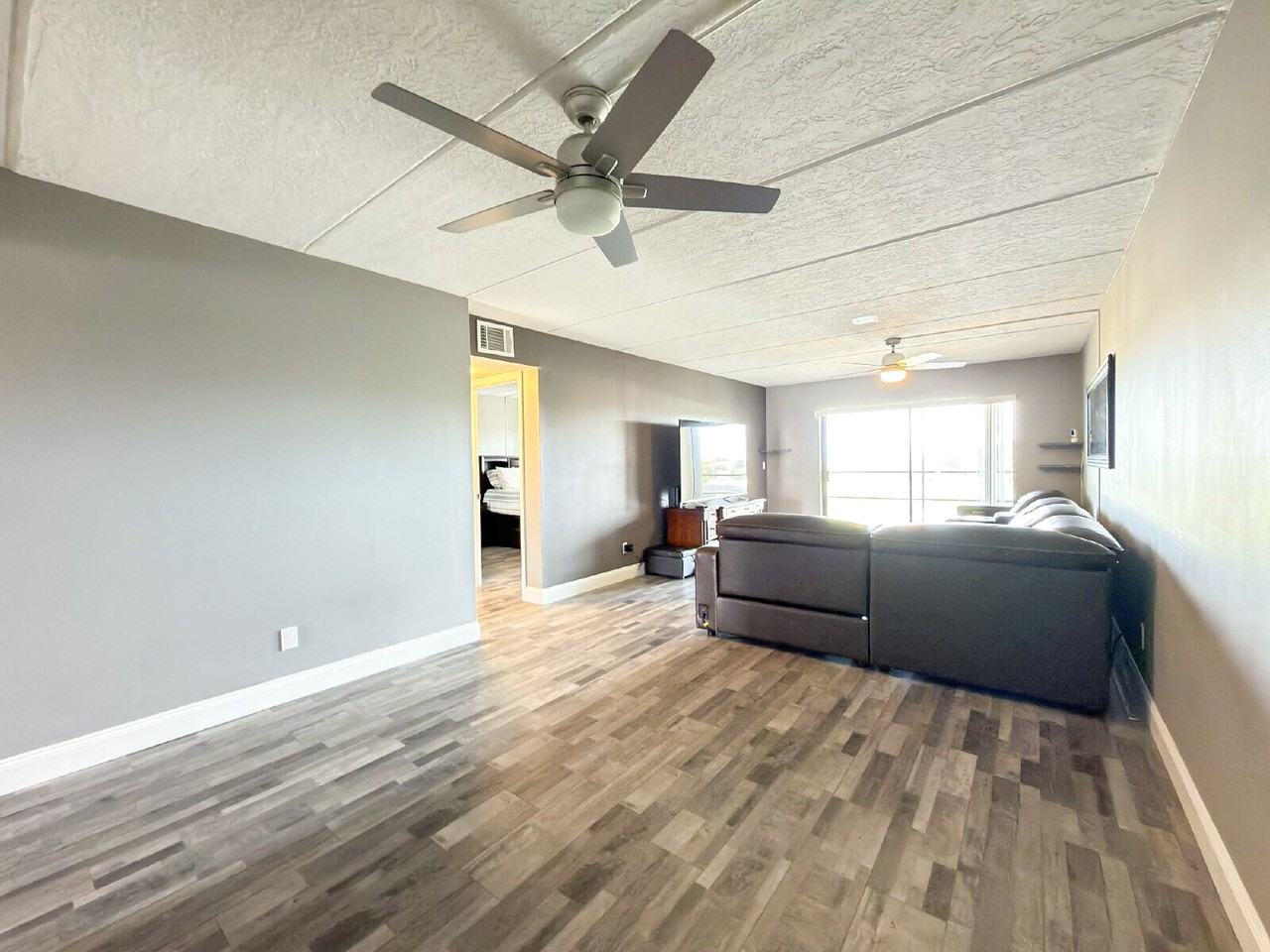 2775 N Wickham Rd - Photo 6 of 11