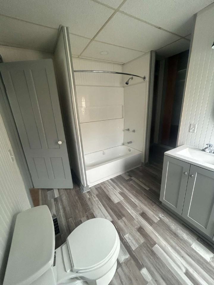 85 N Center St #1 - Photo 4 of 12