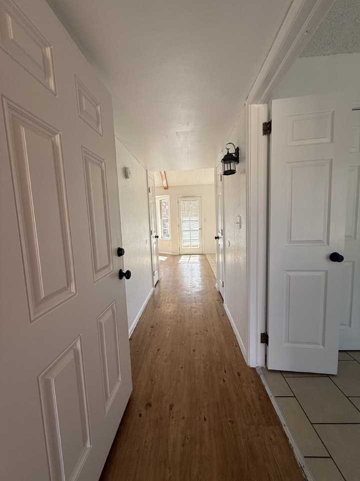 1670 Jones Ln - Photo 6 of 42